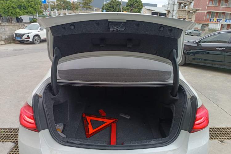 Used BMW 3 Series 2019 320Li Fashion Model