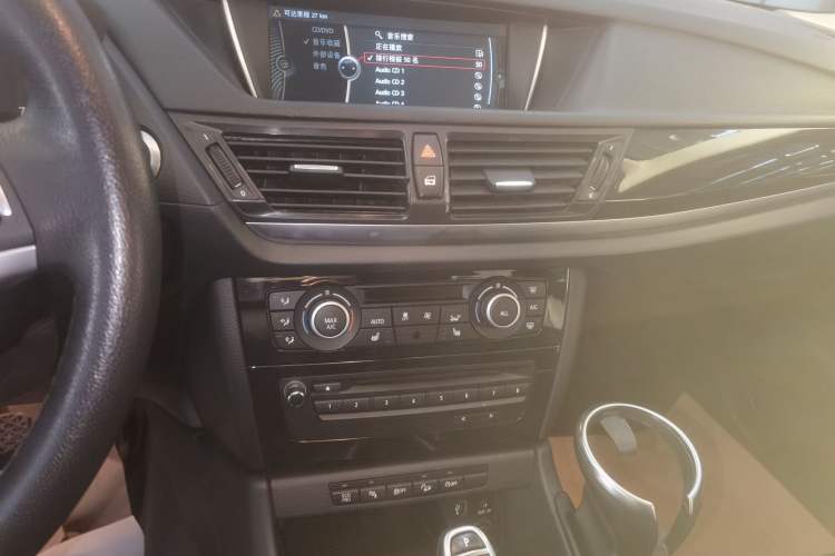 Used BMW X1 2015 xDrive20i Fashion Upgrade Edition