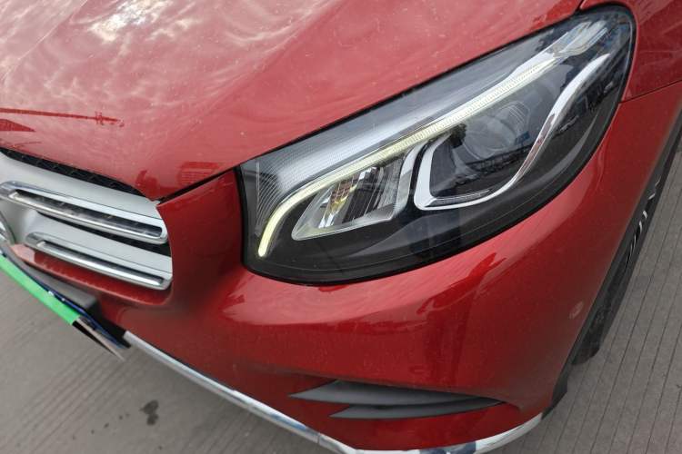 Used Mercedes-Benz GLC 2018 Facelifted GLC 260 4MATIC Dynamic Edition
