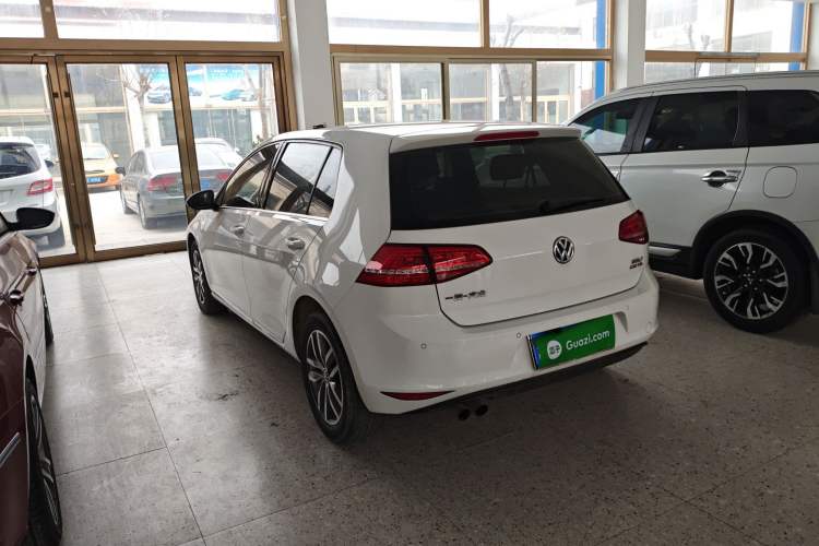 Used Volkswagen Golf 2016 230TSI Automatic Luxury Version