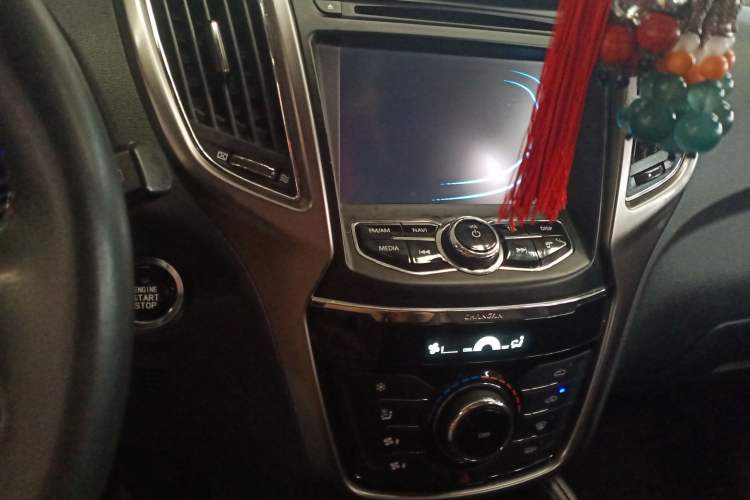 Used Changan CS75 2016 2.0L Manual Luxury Version China IV Standard