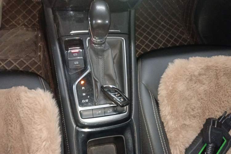 Used Roewe RX3 2018 1.6L CVT Flagship Edition
