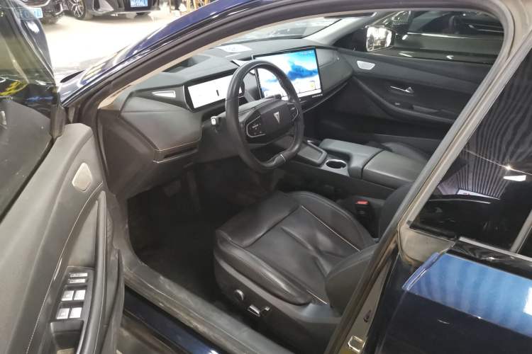 Used  SL03 2022 515 Pure Electric Version
