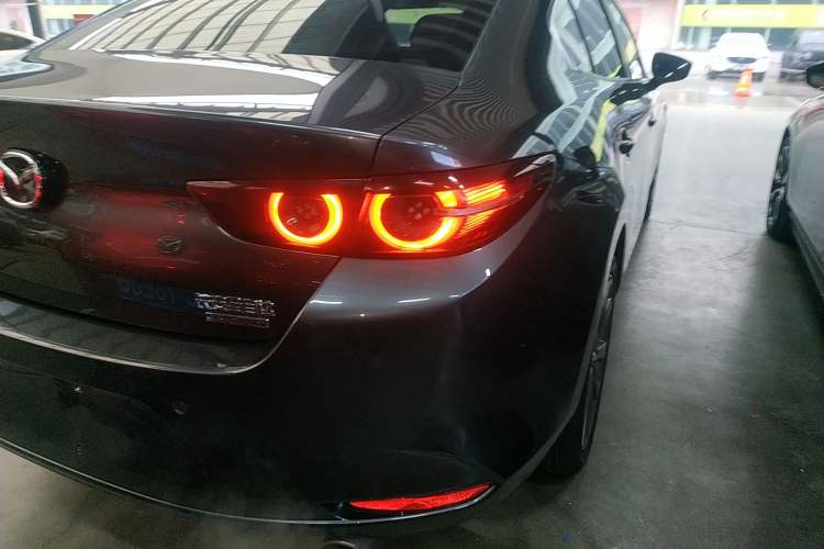 Used Mazda Mazda 3 Axela 2022 2.0L Automatic Zhi Rui Edition