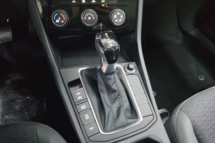 Used Volkswagen Sagitar 2025 Facelift 200TSI DSG Flyover Edition