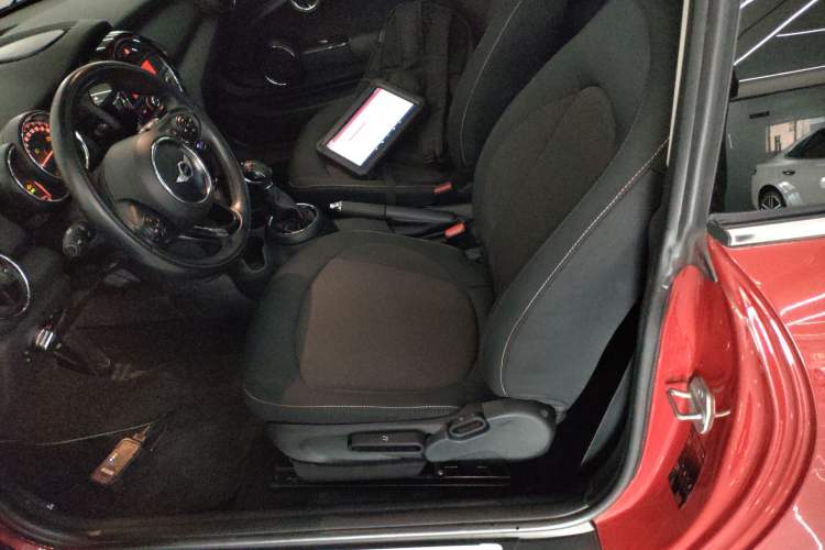 Used  MINI 2014 1.2T ONE+