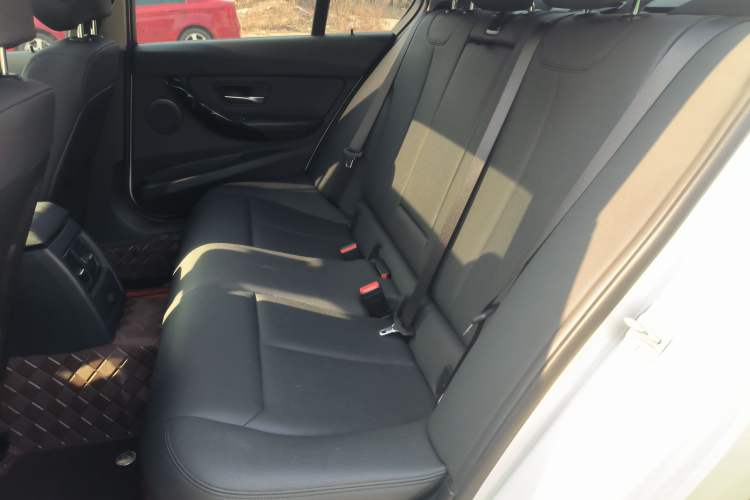 Used BMW 3 Series 2016 320i Fashion Model