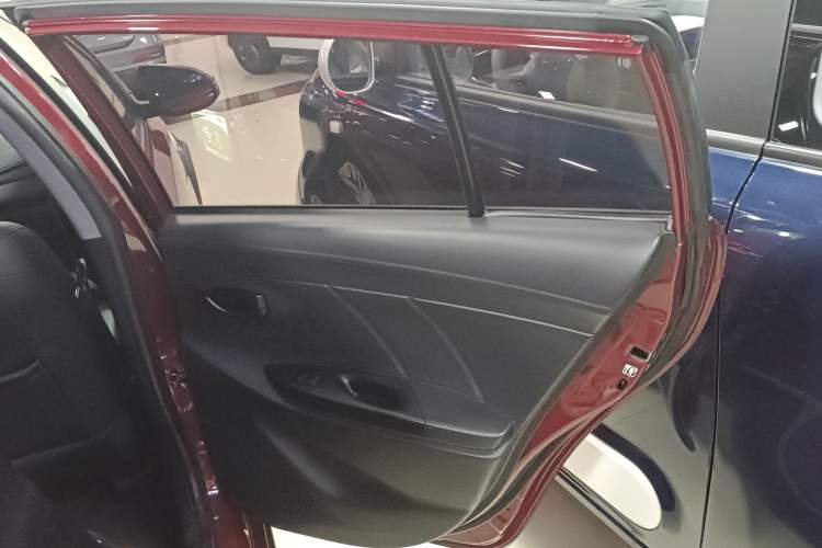 Used Toyota YARiS L 2020 X-Trail X 1.5L CVT Leading Edition
