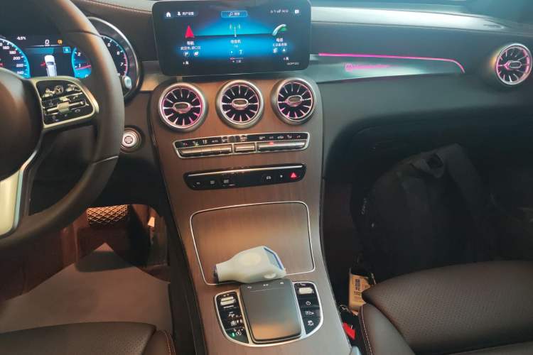 Used Mercedes-Benz GLC 2021 GLC 300 L 4MATIC Dynamic Model