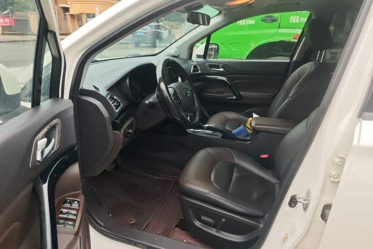 Used GAC Trumpchi GS4 2015 200T G-DCT Luxury Edition