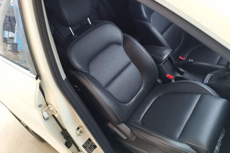 Used MG ZS 2018 1.5L Automatic Elite Edition China V Standard
