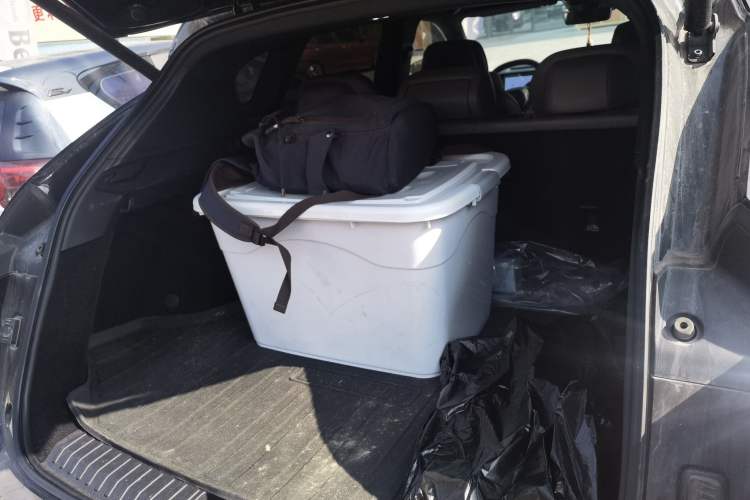 Used Lynk & Co 08 EM-P 2023 120km Long-Range Halo