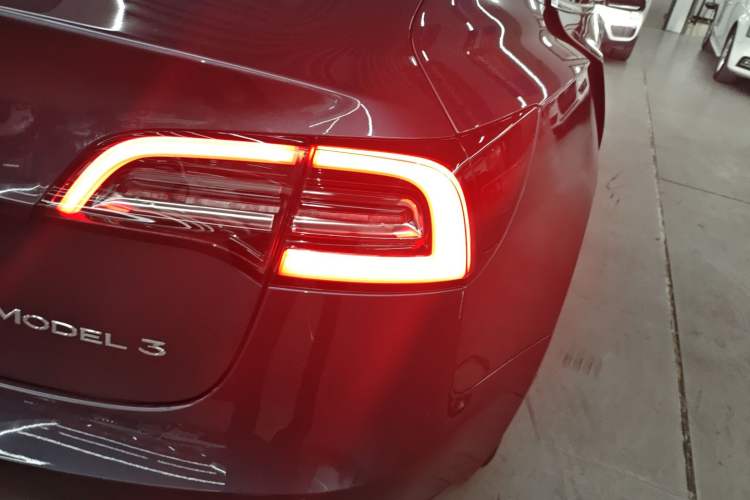 Used Tesla Model 3 2019 Standard Range Rear-Drive Upgraded Version
