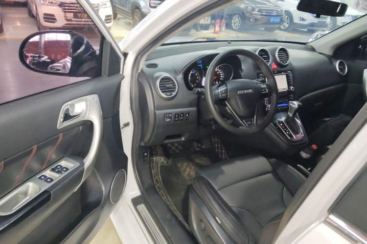 Used Haval H6 2017 Classic Edition 1.5T Automatic Two-Wheel Drive Elite Model
