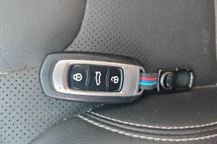 Used Geely Auto Vision X3 2017 1.5L Automatic Elite Model
