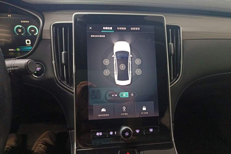 Used  ER6 2020 620 km Smart Edition
