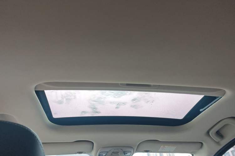 Used Geely Auto Vision X3 2017 1.5L Automatic Prestige Model
