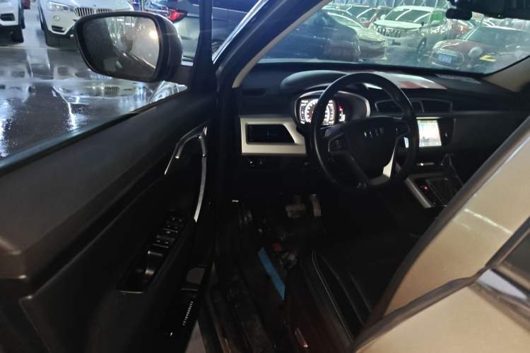 Used Geely Auto Emgrand X7 Sport 2016 1.8TD Automatic Smart Model