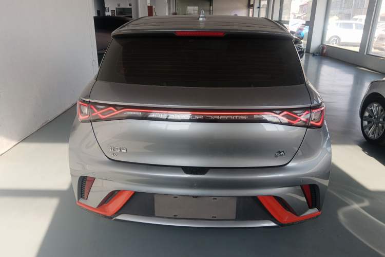 Used BYD Dolphin 2021 405 km Fashion Edition
