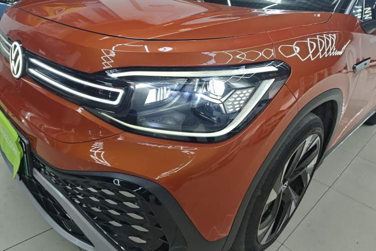 Used Volkswagen ID.6 CROZZ 2021 First Edition
