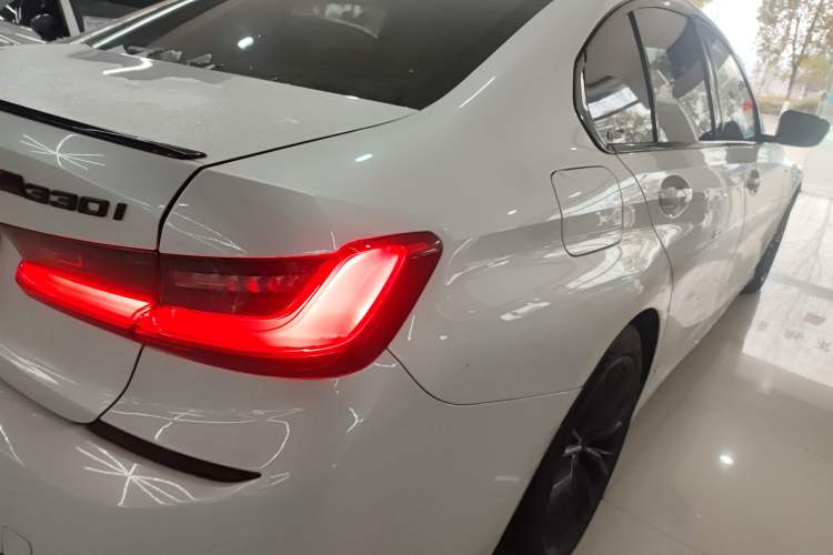 Used BMW 3 Series 2021 325i M Sport Night Edition package
