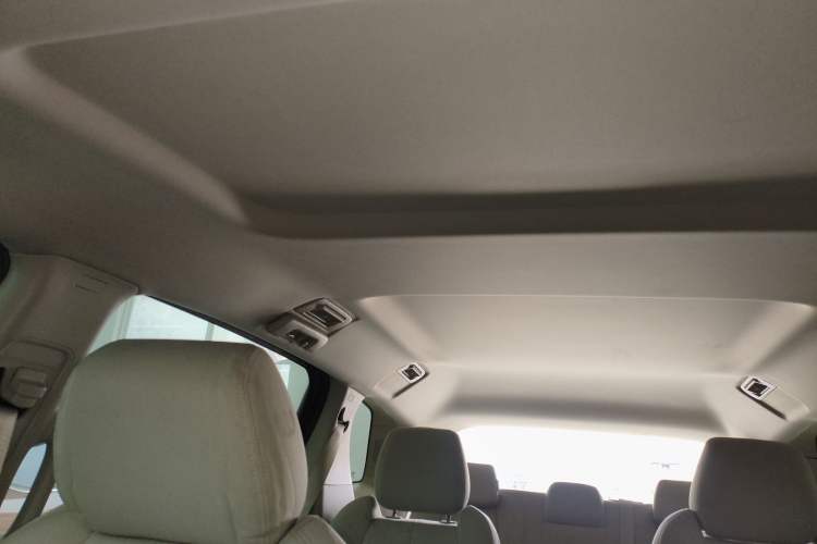 Used Buick GL8 2021 Land Cruiser Executive Class 652T Comfort Model
