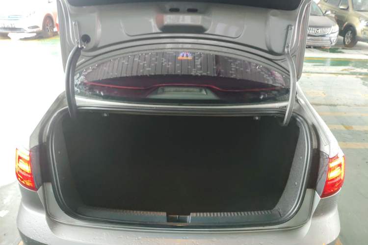 Used Volkswagen Sagitar 2018 1.6L Automatic Comfort Model
