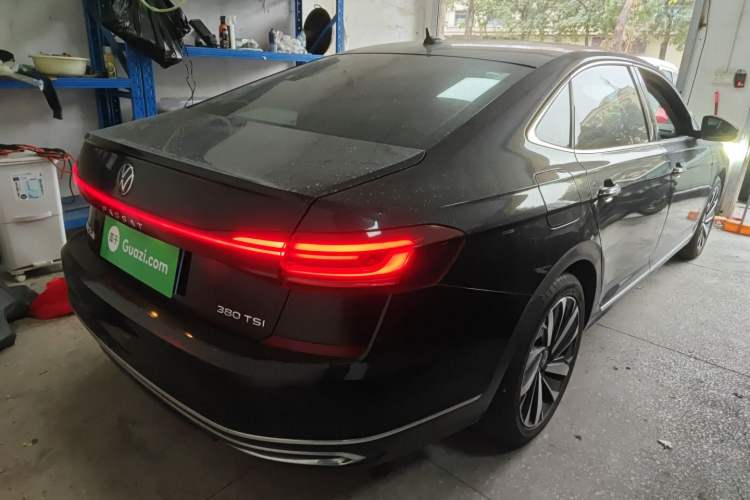 Used Volkswagen Passat 2024 380TSI Luxury Edition