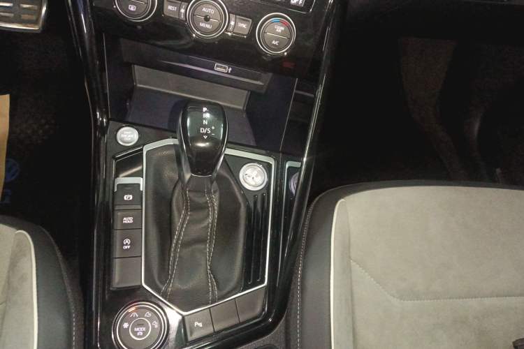 Used Volkswagen Tayron 2019 380TSI All-Wheel Drive R-Line China V-standard