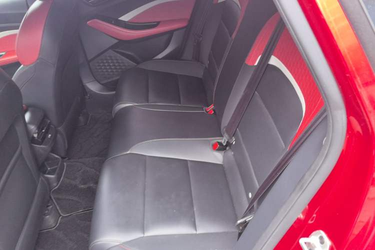 Used MG 5 2021 180 DVVT CVT Youth Luxury Edition
