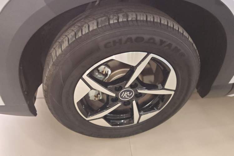 Used BYD Yuan UP 2025 Intelligent Driving Version 401 km Beyond-Range Edition
