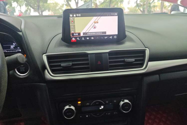 Used Mazda Mazda 3 Axela 2017 Sedan 1.5L Automatic Luxury Model Emission Standard China V
