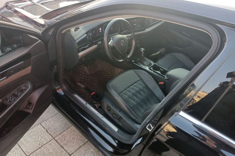 Used Volkswagen Passat 2019 330TSI Prestige Edition China VI Standard
