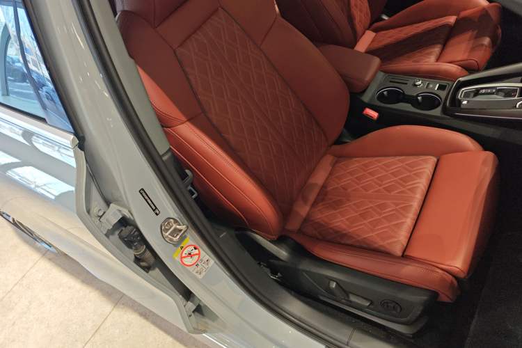 Used Audi A3 2025 A3L Limousine 35TFSI Prestige Edition + Luxury Selection Package