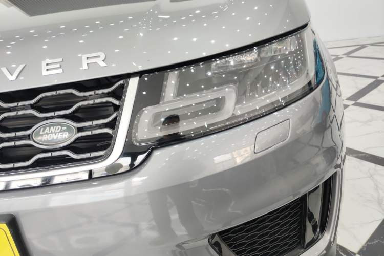 Used Land Rover Range Rover Sport 2020 3.0 L6 SE