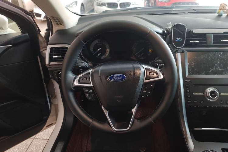 Used Ford Mondeo 2018 EcoBoost 180 Smart Control Fashion Model China V Standard
