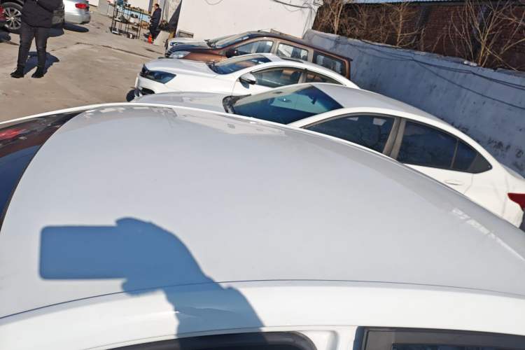 Used Roewe i5 2020 1.5L Manual 4G Connect Luxury Edition