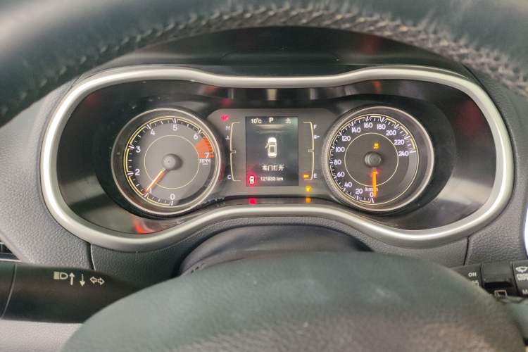 Used  Cherokee 2016 2.4L Leading Edition
