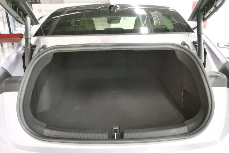 Used Nio ET5 2025 75 kWh
