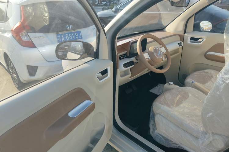 Used Wuling Hongguang MINIEV 2024 3rd Generation 215km Youth Edition
