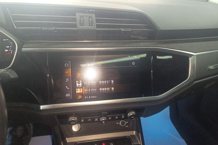 Used Audi Q3 2020 35 TFSI Fashion Dynamic Model
