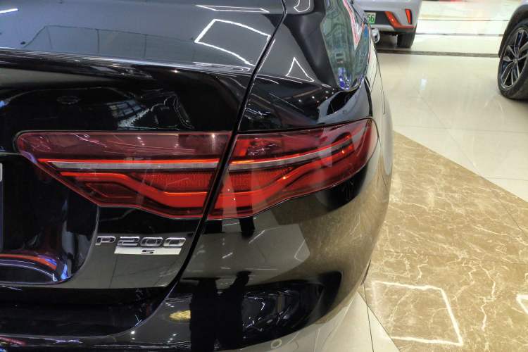 Used Jaguar XEL 2020 2.0T 200 PS R-DYNAMIC S Advanced Sport Edition
