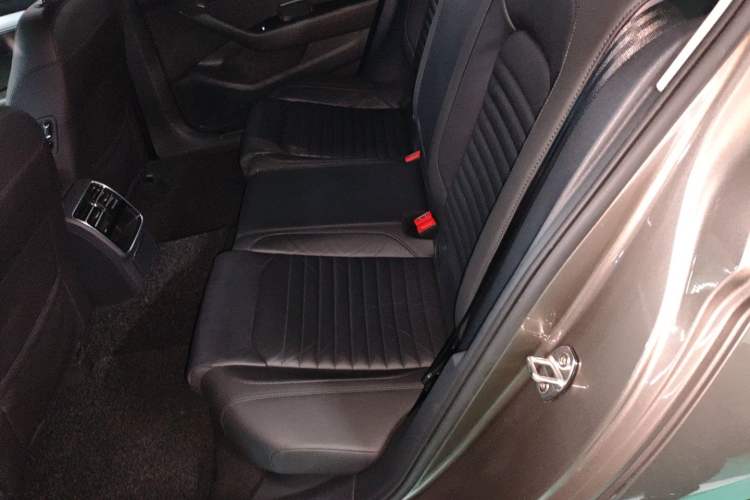 Used Volkswagen Magotan 2018 330TSI DSG Advanced Model