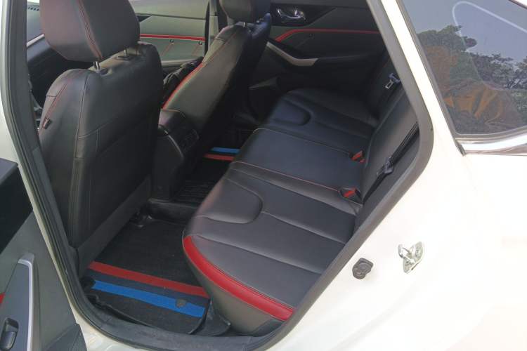 Used Venucia D60 2018 1.6L CVT Smart Connect Elite Edition
