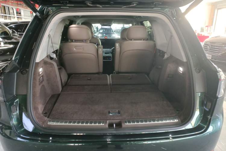 Used Hima AITO M9 2025 Extended-Range Ultra Version 52 kWh 6-Seater
