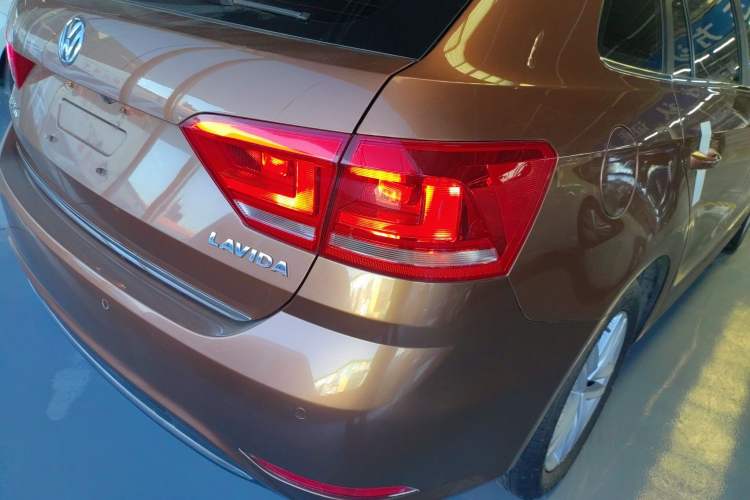 Used Volkswagen Gran Lavida 2017 230TSI DSG Comfort Edition
