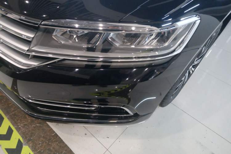 Used Volkswagen Phideon 2019 380TSI Two-Wheel Drive Business Edition China VI Standard
