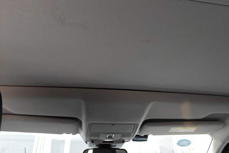 Used Land Rover Range Rover Evoque 2017 2.0T SE PLUS Smart Enjoyment Edition
