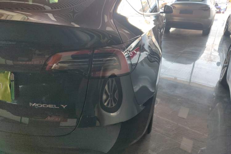 Used Tesla Model Y 2024 Rear-Wheel-Drive Version