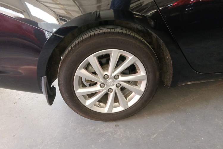 Used Buick Verano 2017 Sedan 15S Manual Entry-Level Model
